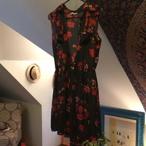 Women’s size M floral sheer sleeveless dress